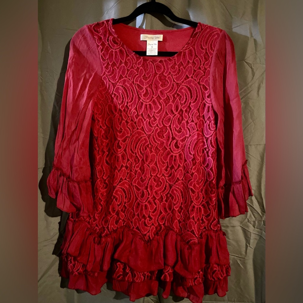 Lovely Red Paisley Vine Dress ~ Size S ~ Flowy with Ruffled Hem Details!